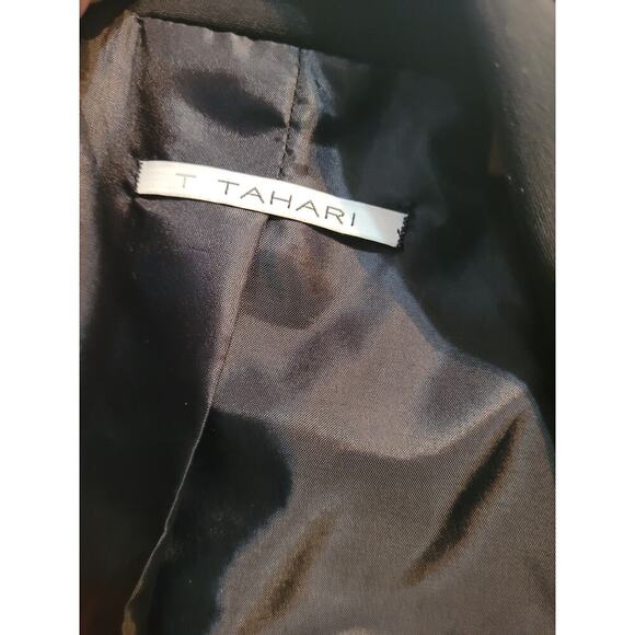 Tahari Black Fitted Blazer 3 Button Lined Sz 6 - Picture 10 of 10